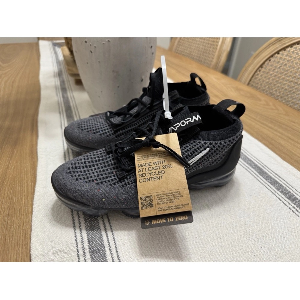 Nike Black Sneakers Breathable Knit Upper